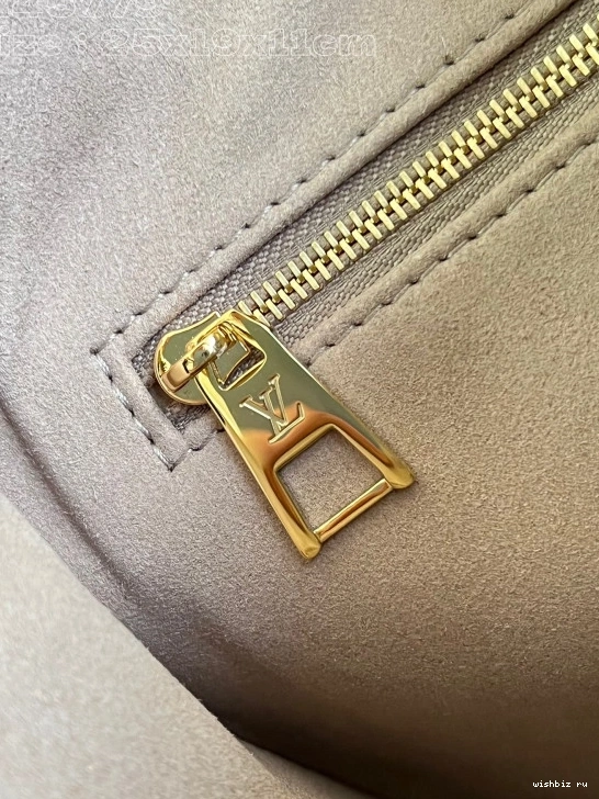 WIS LOUIS PM VUITTON ONTHEGO 0720